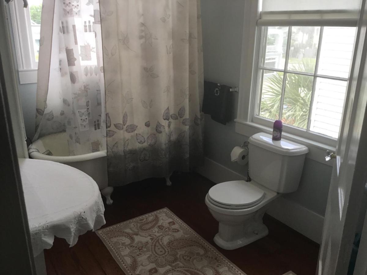 1118 Postoffice Street Apartment Galveston