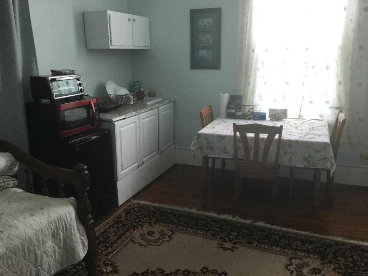 1118 Postoffice Street * Galveston